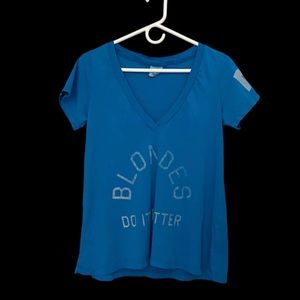 Rebel Yell “Blondes Do It Better” V Neck Flowy T shirt Tunic Size S